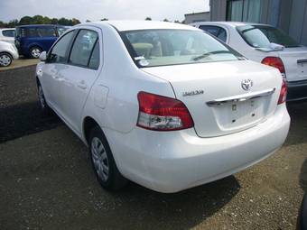 2006 Toyota Belta Pictures