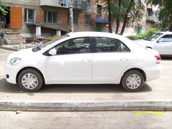 2006 Toyota Belta Pictures