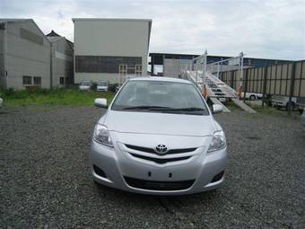 2006 Toyota Belta Photos