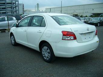 2006 Toyota Belta Pictures