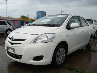 2006 Toyota Belta Pictures