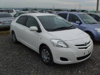 2006 Toyota Belta Pictures