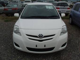 2006 Toyota Belta Pictures