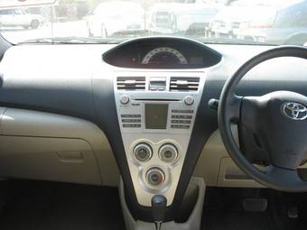 2006 Toyota Belta Pics