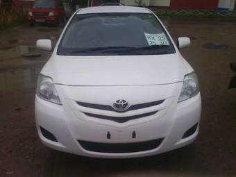 2006 Toyota Belta Pictures