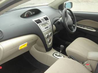 2007 Toyota Belta Photos