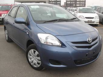 2007 Toyota Belta Images