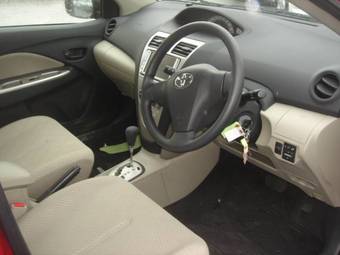 2007 Toyota Belta Images