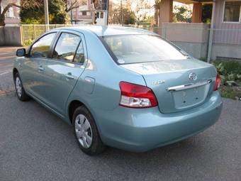 2007 Toyota Belta Images