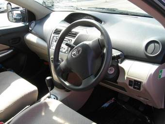 2007 Toyota Belta Photos