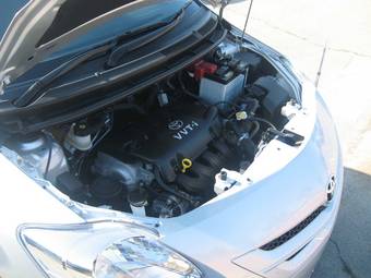 2007 Toyota Belta Photos