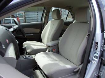 2009 Toyota Belta Pictures