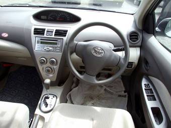 2009 Toyota Belta Photos