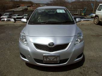 2009 Toyota Belta Photos