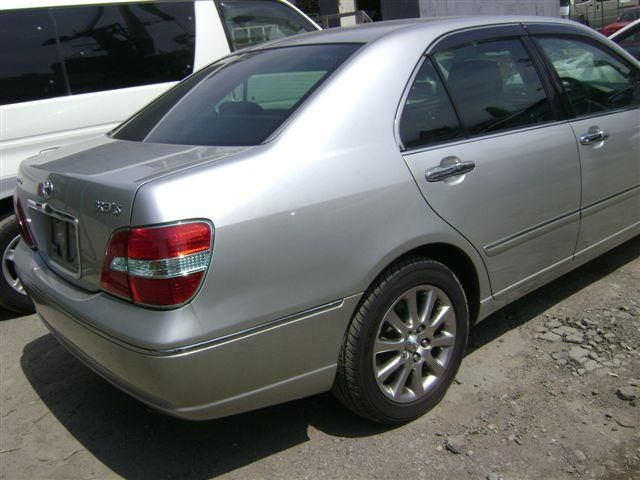 2001 Toyota Brevis