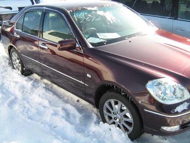 2001 Toyota Brevis