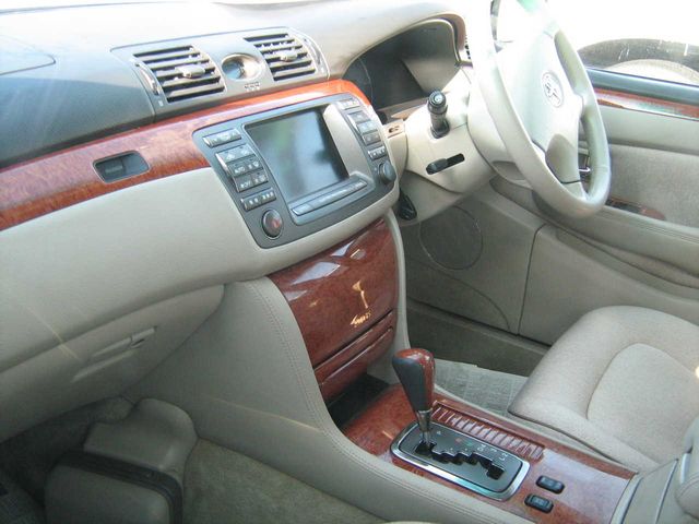 2001 Toyota Brevis