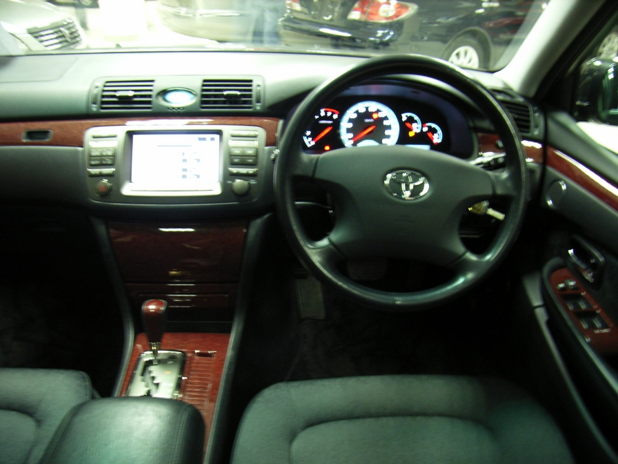 2001 Toyota Brevis Photos