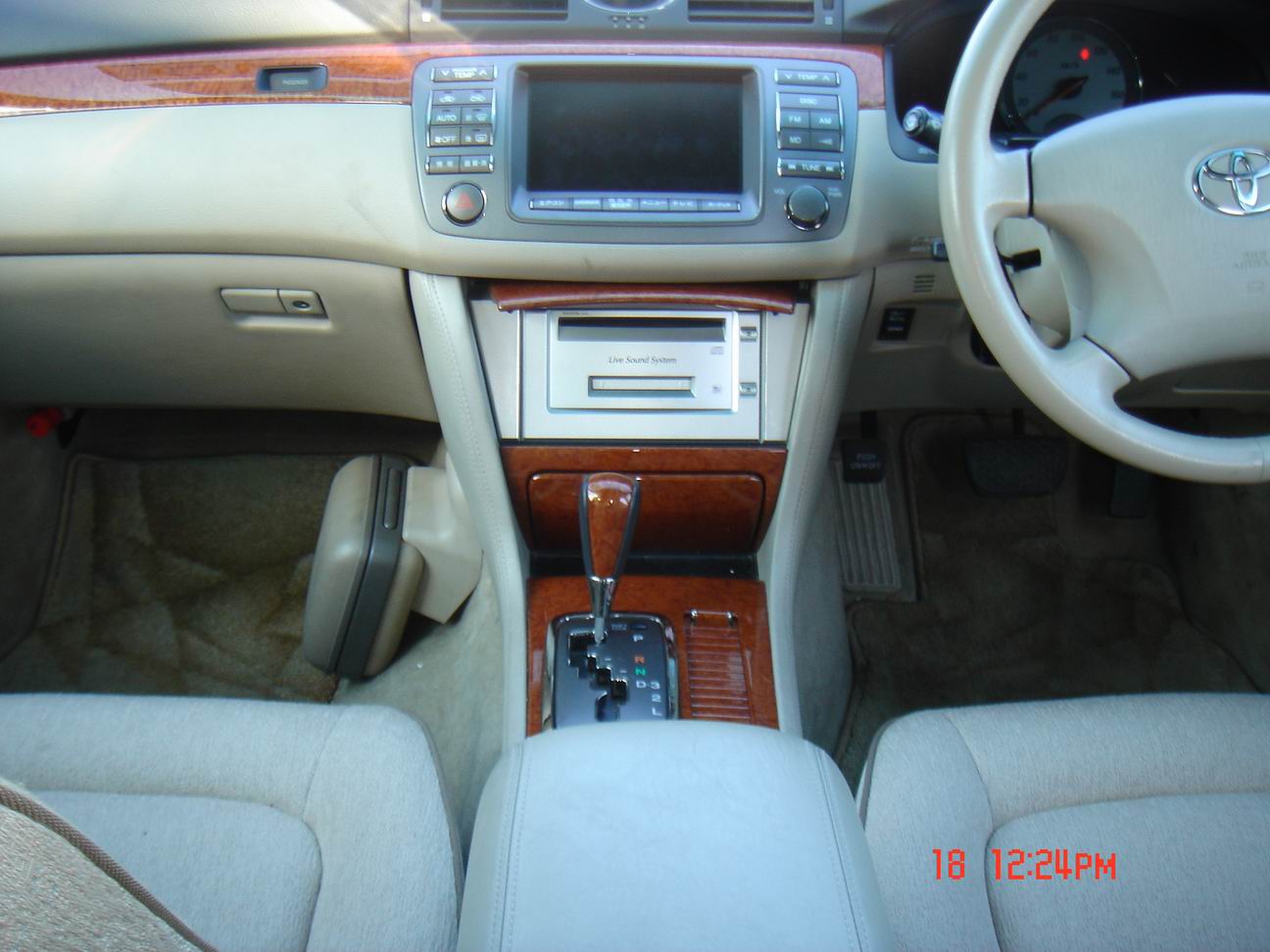 2001 Toyota Brevis Pictures