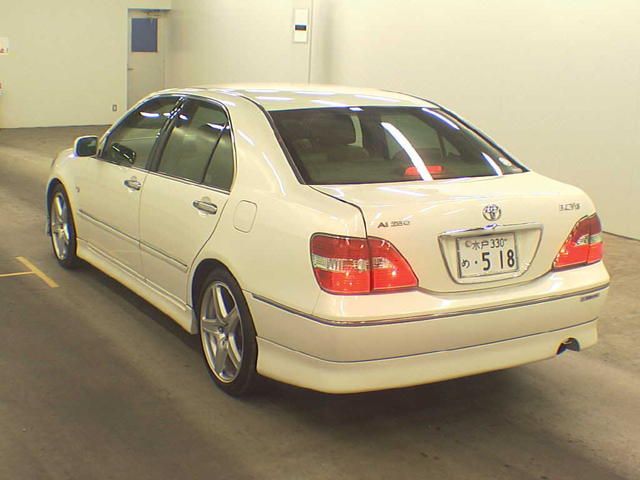 2002 Toyota Brevis