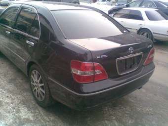 2002 Toyota Brevis Photos