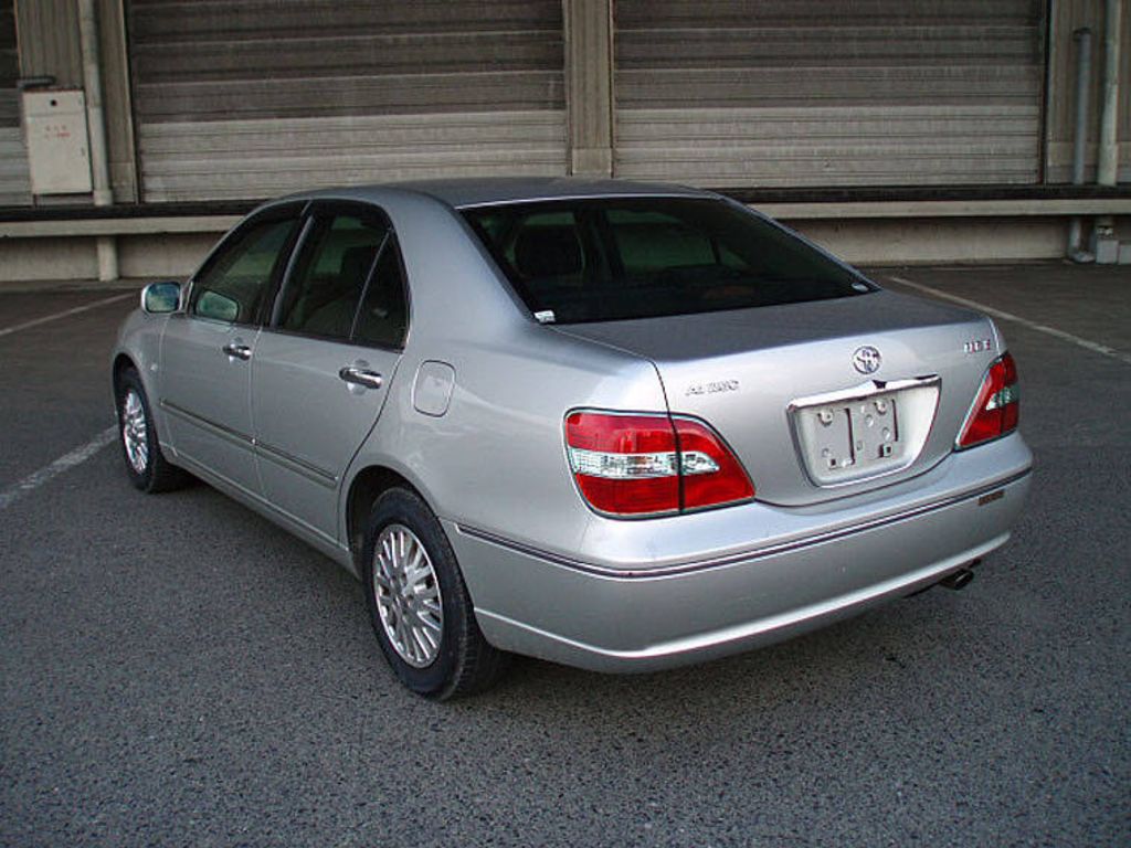 2003 Toyota Brevis