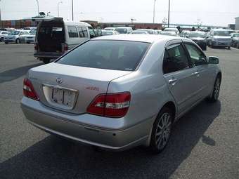 2003 Toyota Brevis Pictures
