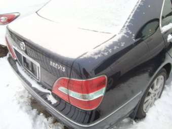 2003 Toyota Brevis Photos