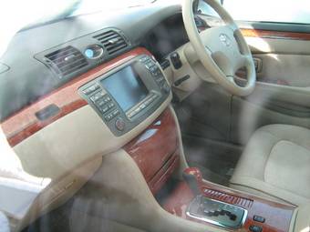 2003 Toyota Brevis Photos
