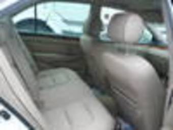 2003 Toyota Brevis Photos