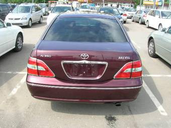 2003 Toyota Brevis Photos