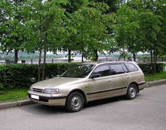 1993 Toyota Caldina