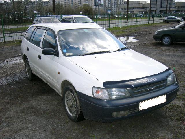 1993 Toyota Caldina Pictures