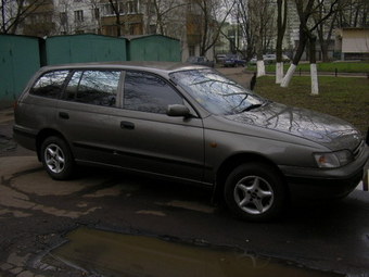 1994 Toyota Caldina Pictures