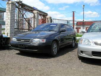 1994 Toyota Caldina Photos