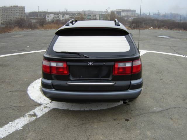 1995 Toyota Caldina