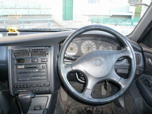 1995 Toyota Caldina