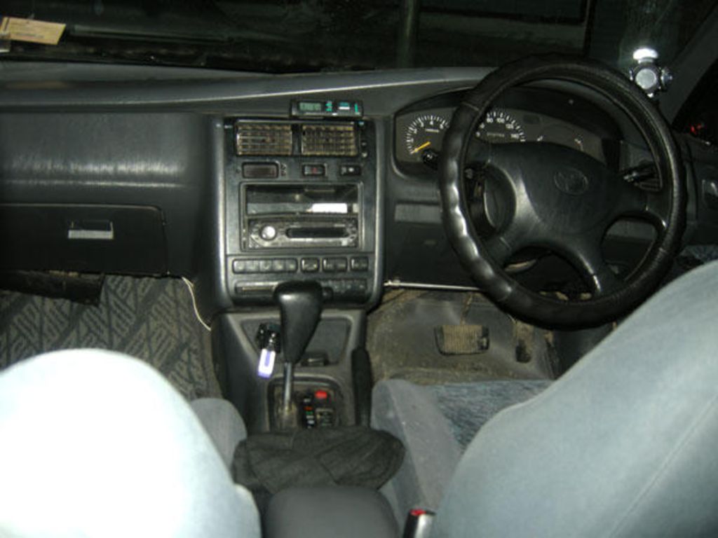 1995 Toyota Caldina