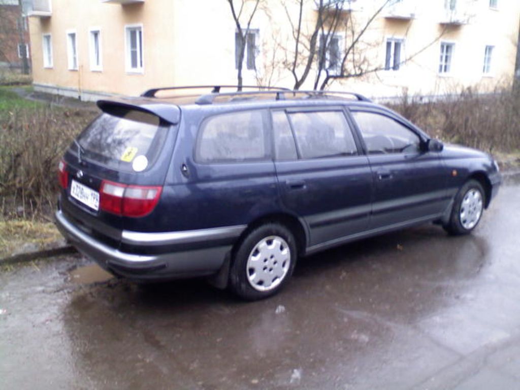 1995 Toyota Caldina