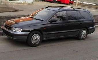 1995 Toyota Caldina Images