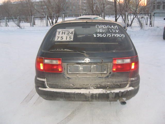 1996 Toyota Caldina