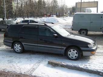 Toyota Caldina