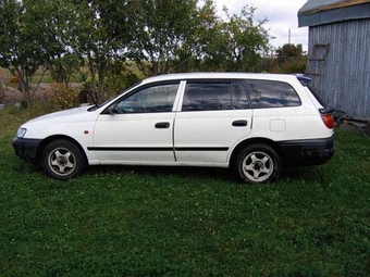 1997 Toyota Caldina