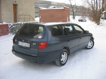 Toyota Caldina