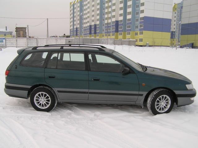 1997 Toyota Caldina