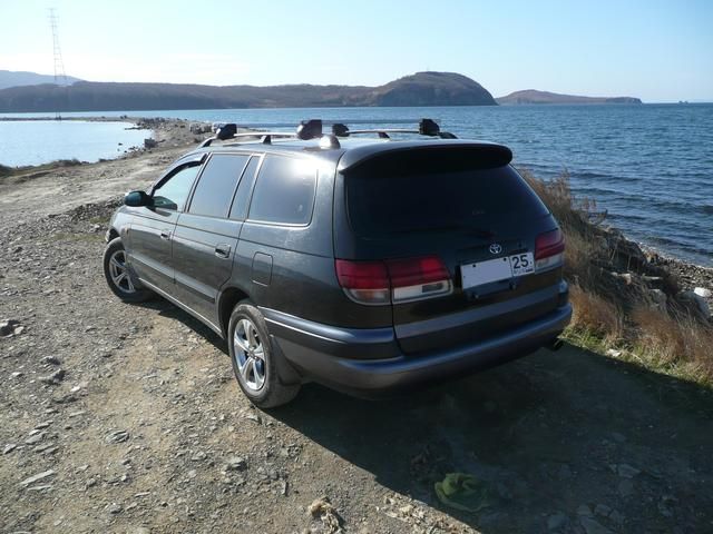 1997 Toyota Caldina