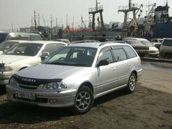 1997 Toyota Caldina Photos