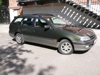 1998 Toyota Caldina