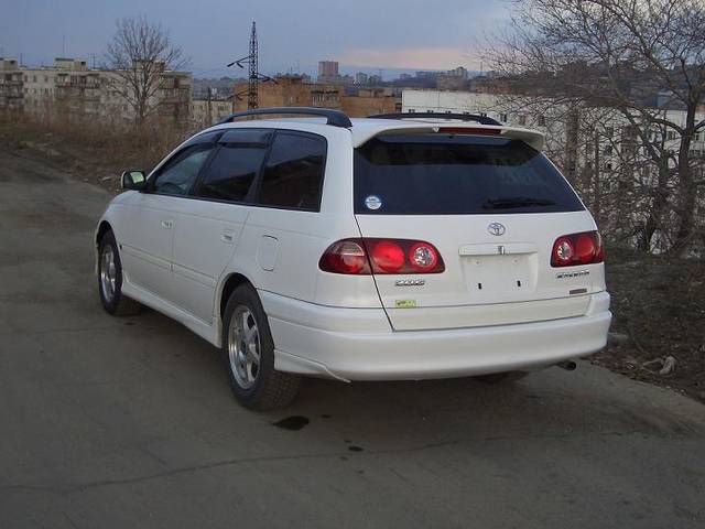 1998 Toyota Caldina