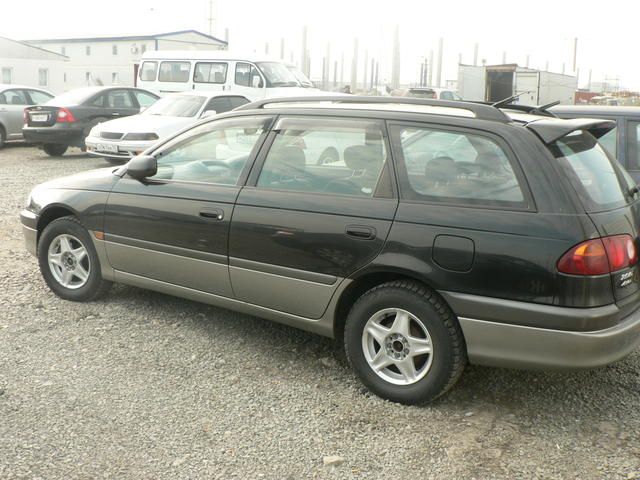 1998 Toyota Caldina